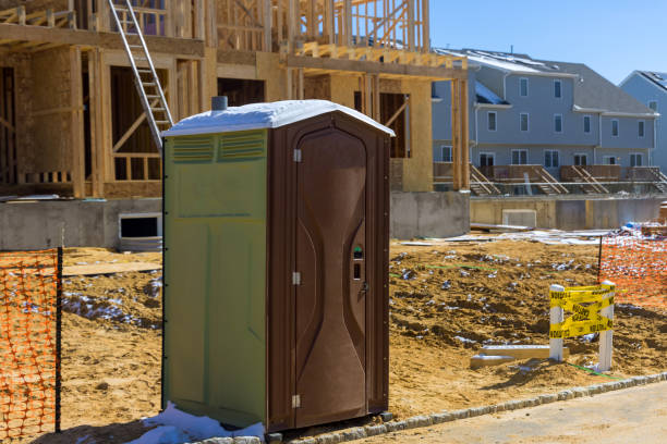 Portable Toilet Options We Offer in Tennille, GA